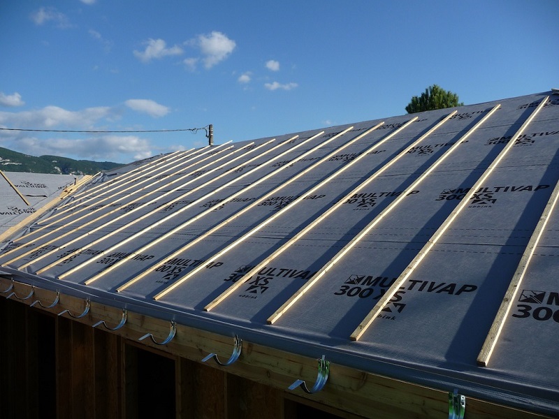 photo isolation par écran sous toiture